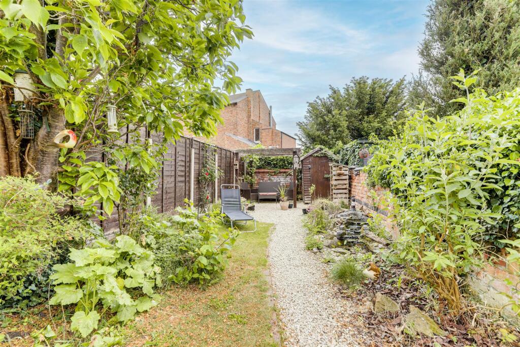 IMG_2900-IMG_2904 copy.jpg