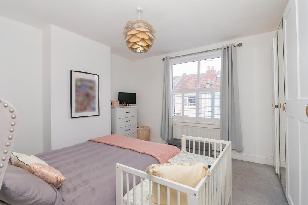 1G5SBR - Bedroom C.jpg