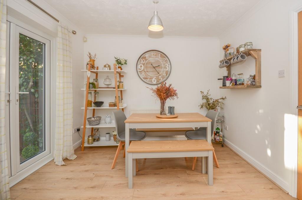 Dining area.jpg
