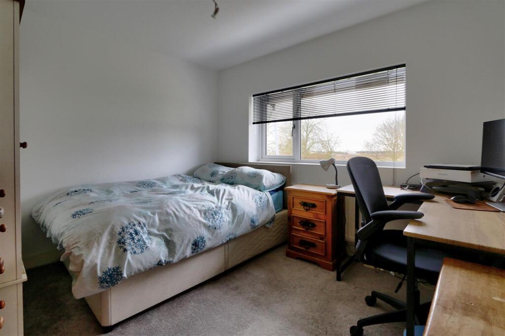 Bedroom 2.jpg