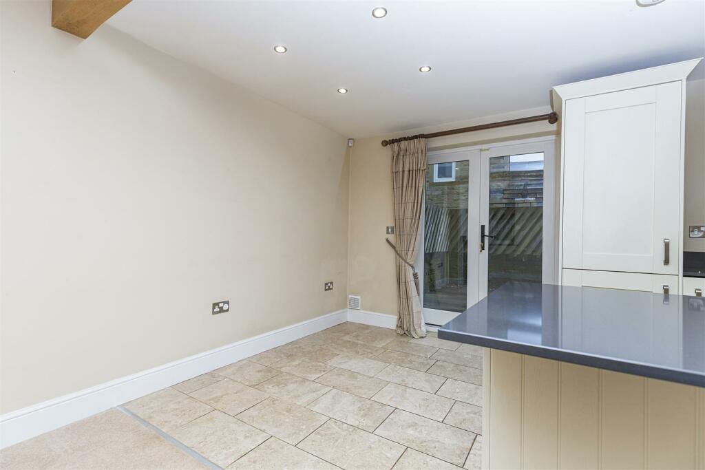 Bramleys Estate Agents - Beech Court - Farnley Tya