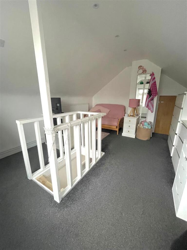 LOFT
