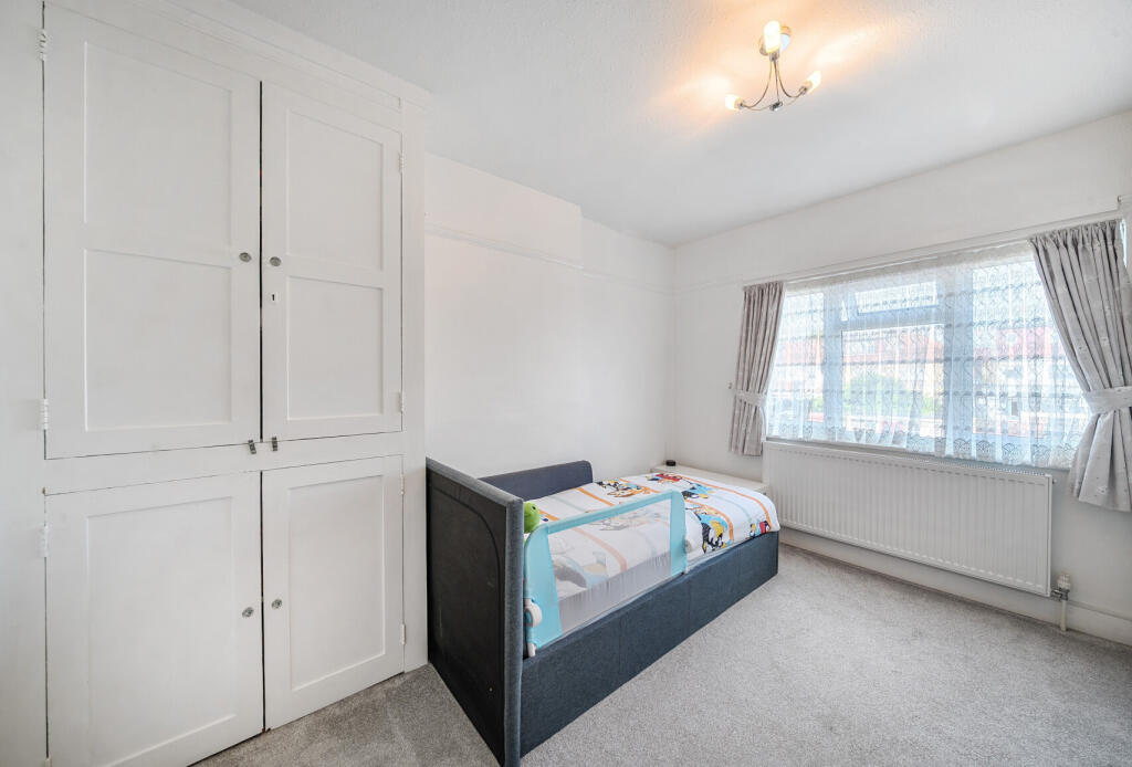 1349879-3-68c005c...