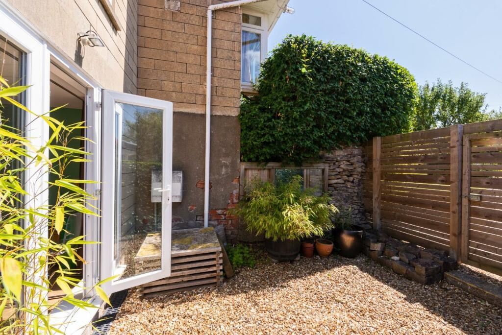 7 Bailbrook Lane, Bath BA1 7AH-23.jpg