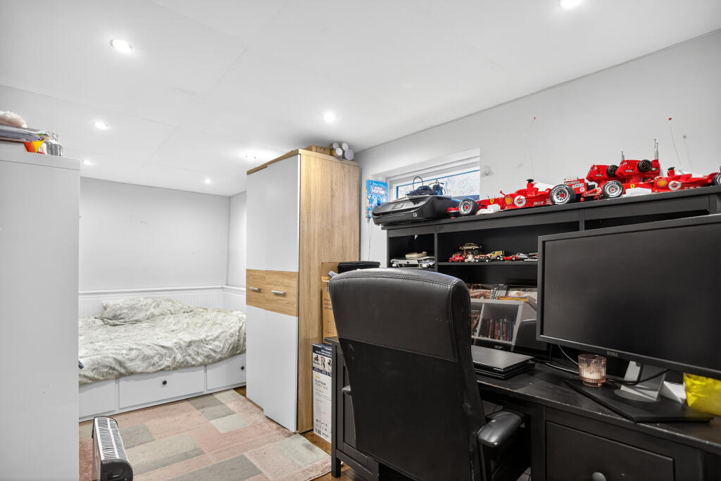 Bedroom Four / Study