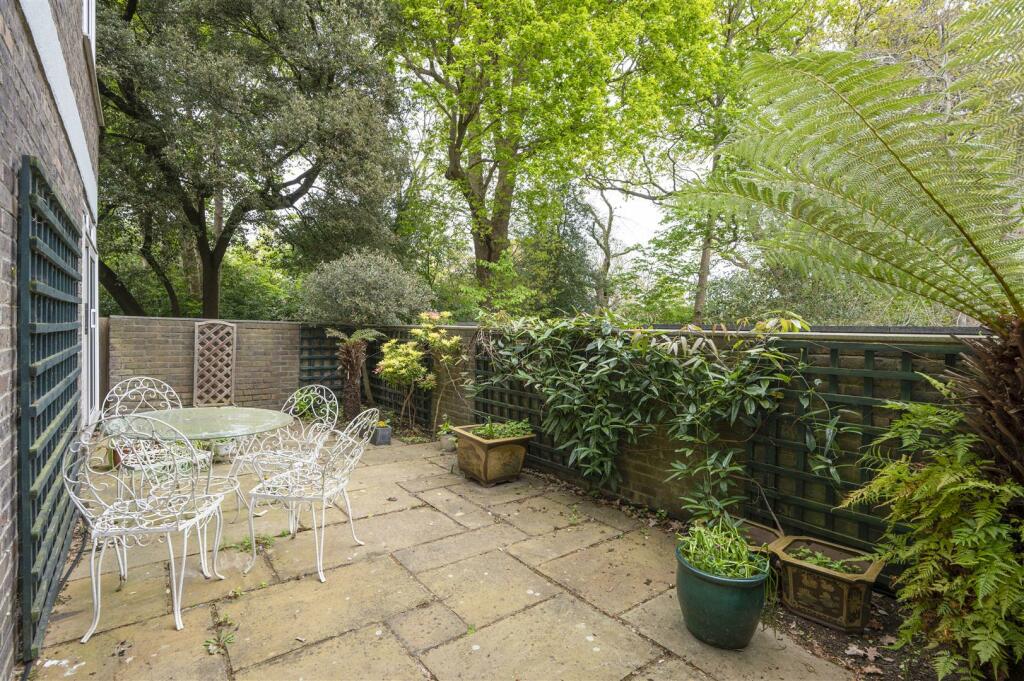 Flat 2, Marlborough House,7.jpg