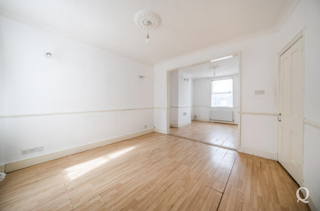 edfd3a00-f644-46b...