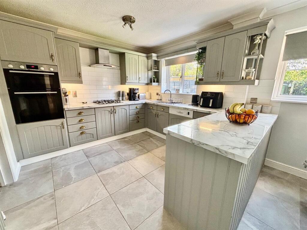 Breakfast Kitchen