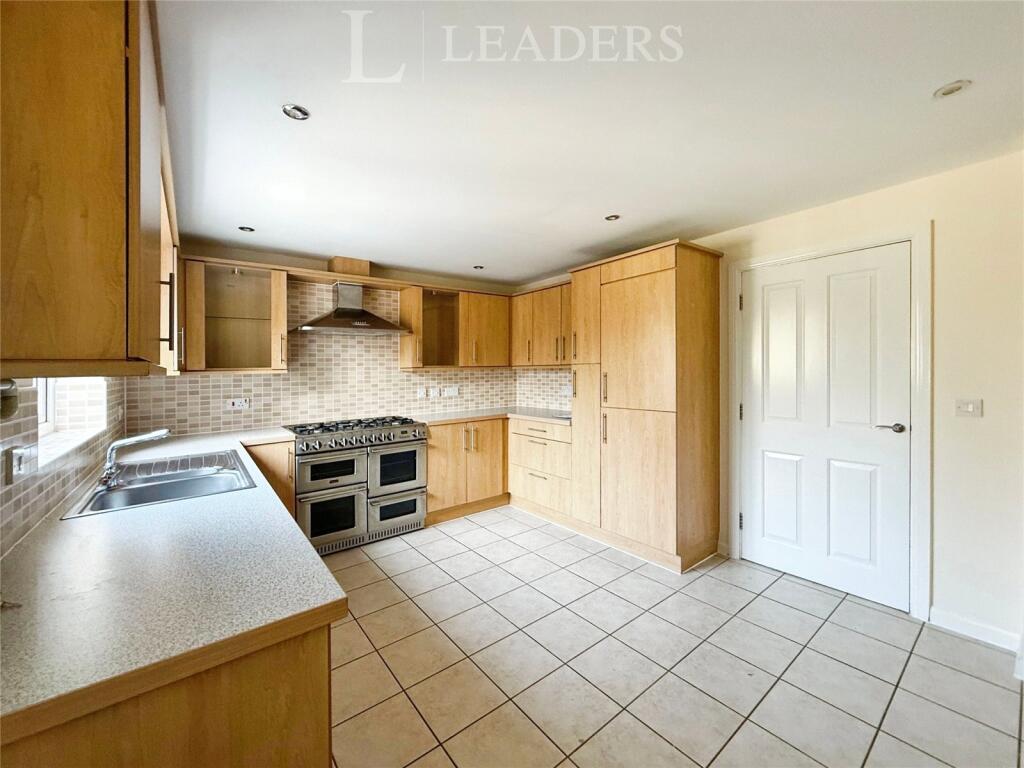 Kitchen/Breakfast Ro