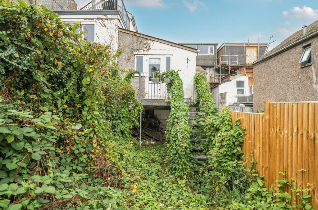 1343882-5-68addf8...