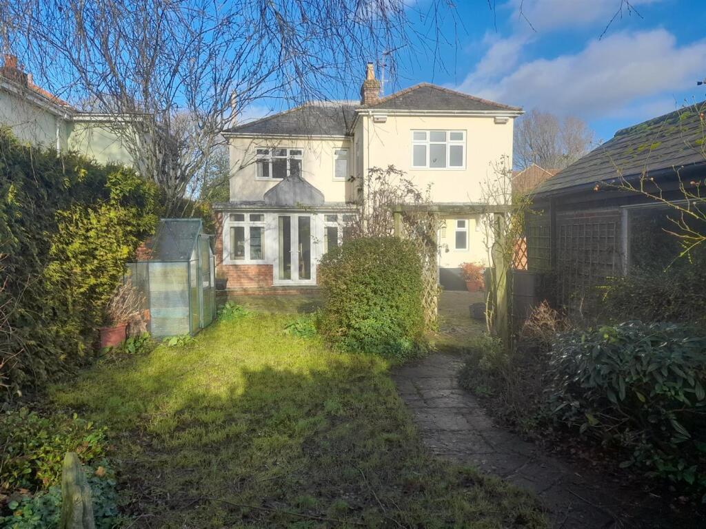 High Street, Stockbridge
