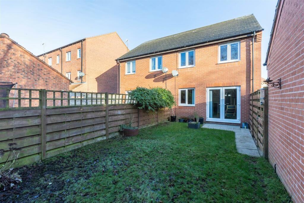 Fletton_Road_83_External-6[1].jpg