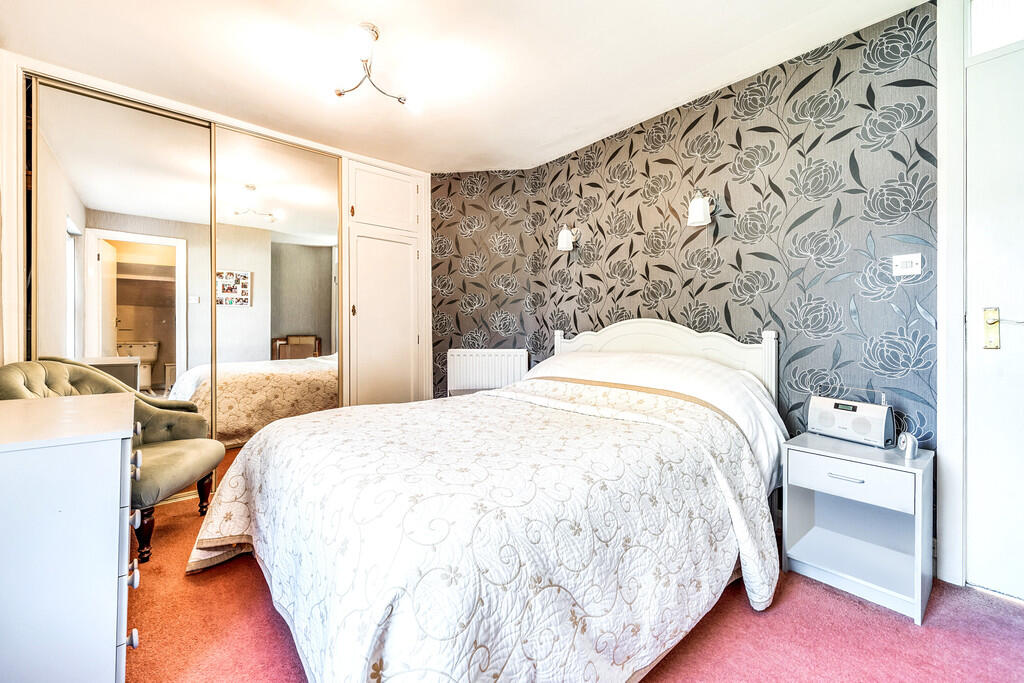 Owner's Bedroom T...