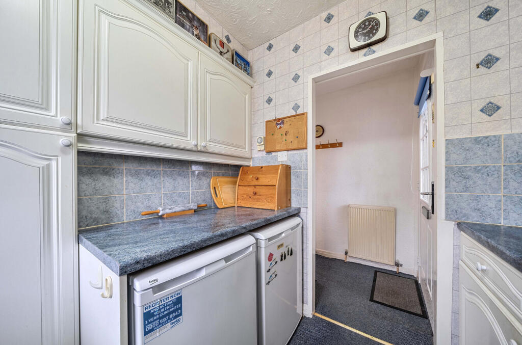 1385648-2-69282d1...