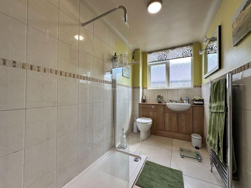 Master En-Suite
