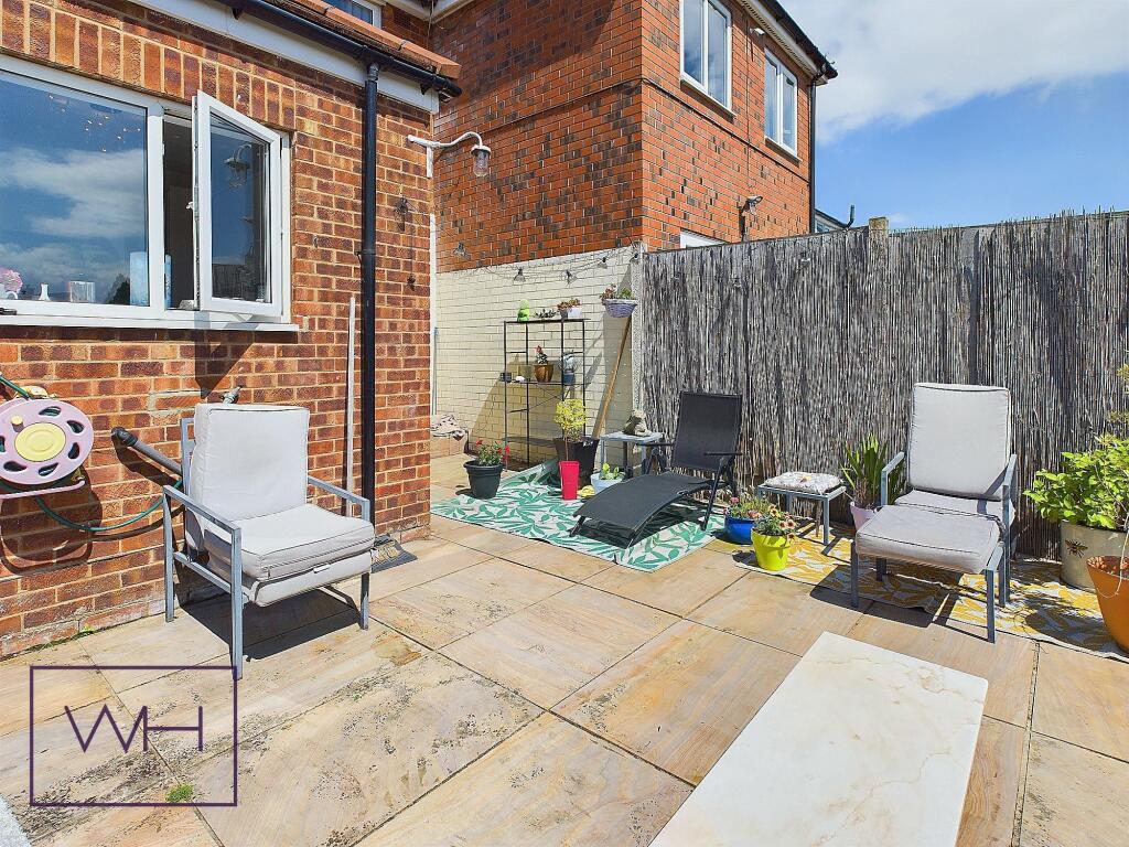 CAM03785G0-PR0064-ST