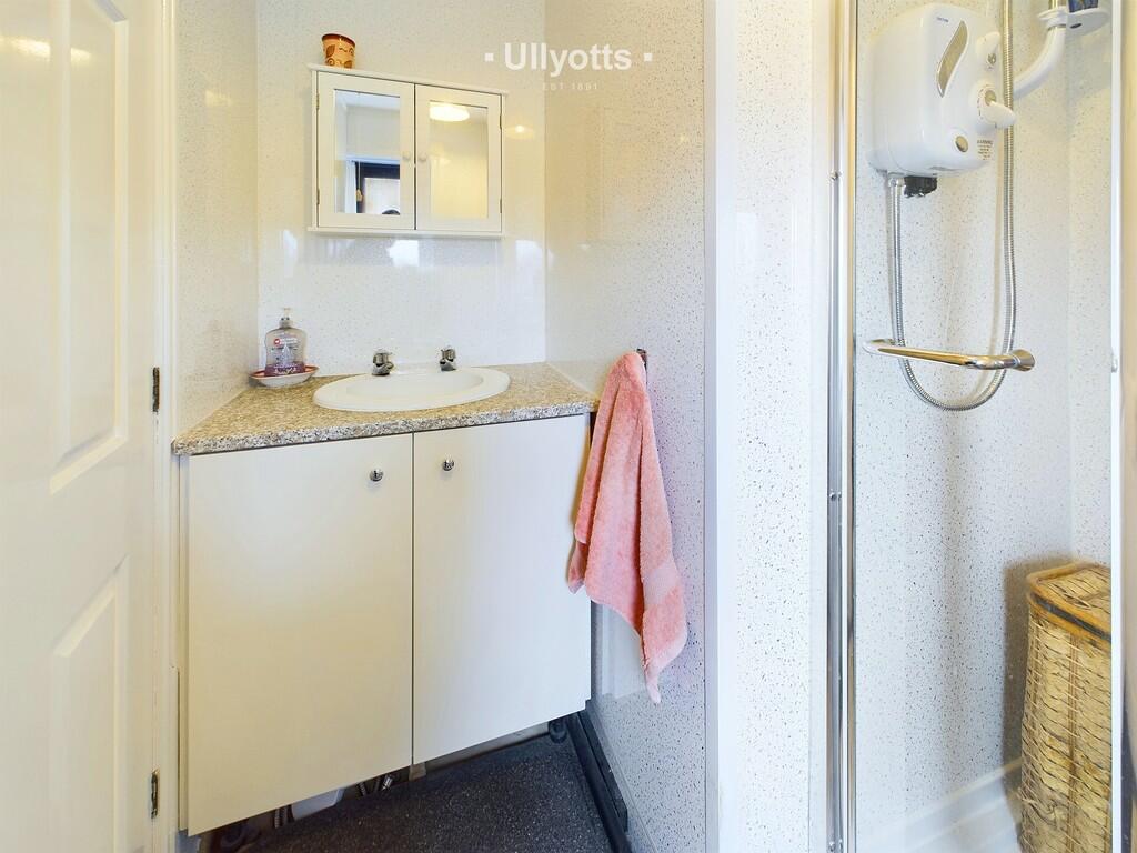 Ensuite