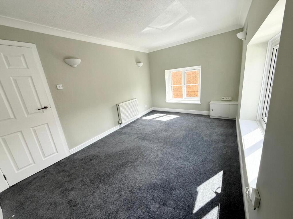 WhatsApp Image 2025-09-10 at 13.02.41_ef680cbe.jpg