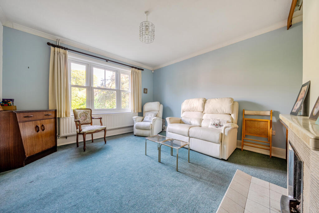 1349785-12-68c2fb...