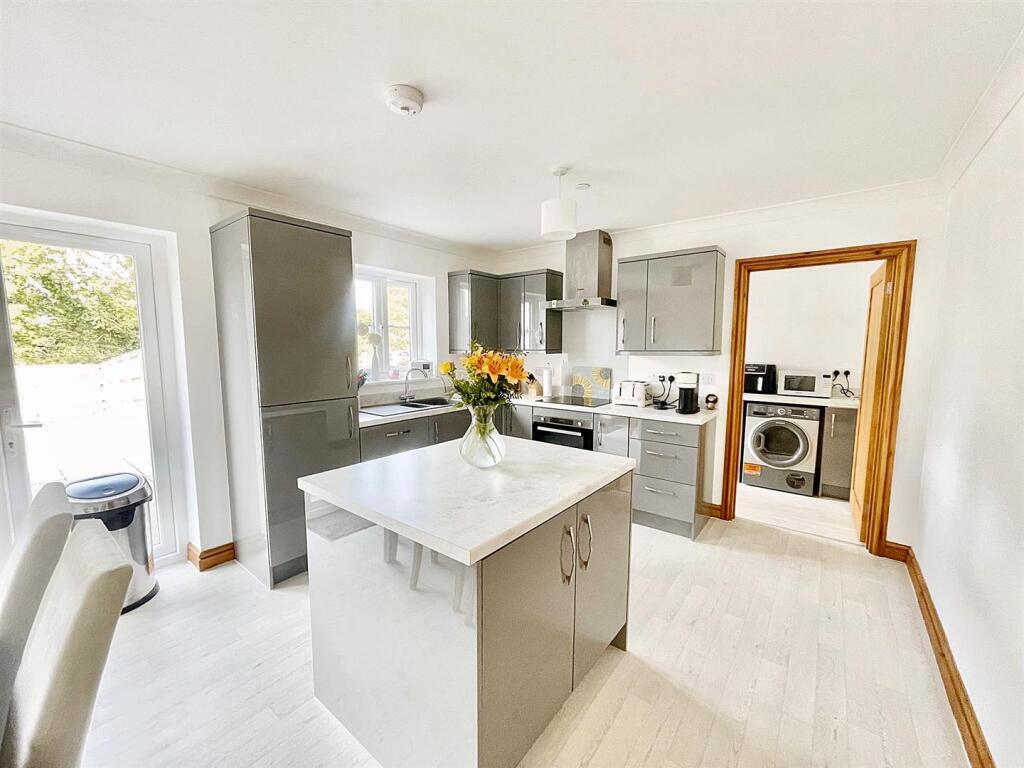 WhatsApp Image 2024-08-29 at 16.12.20.jpg