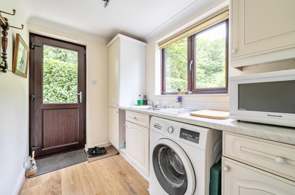 1327476-15-6879465365f6a