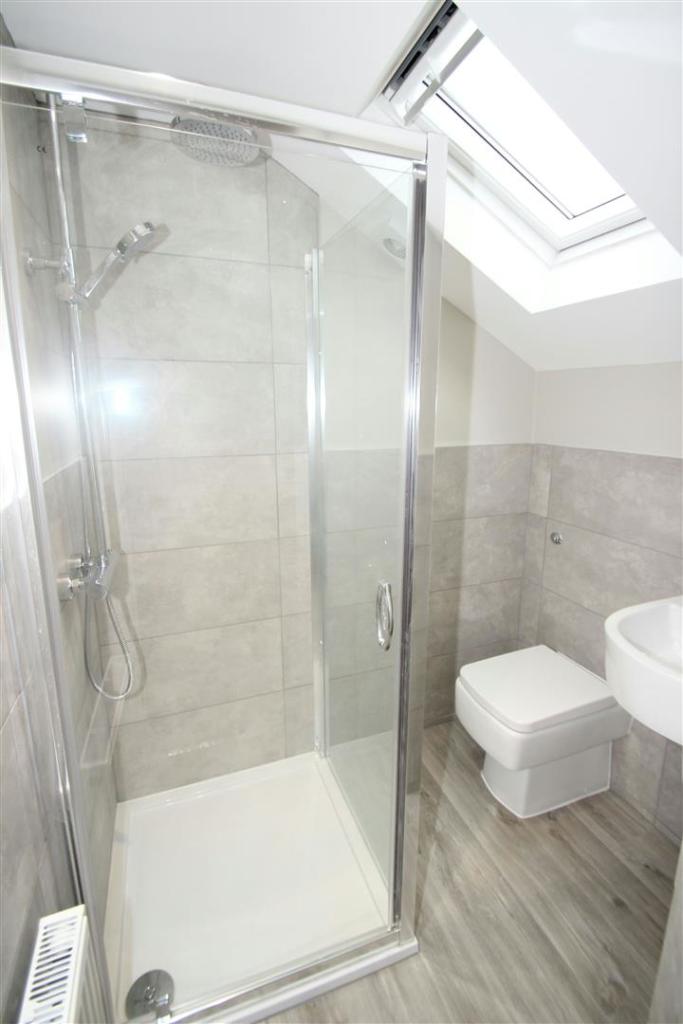 En Suite Shower Room.jpg