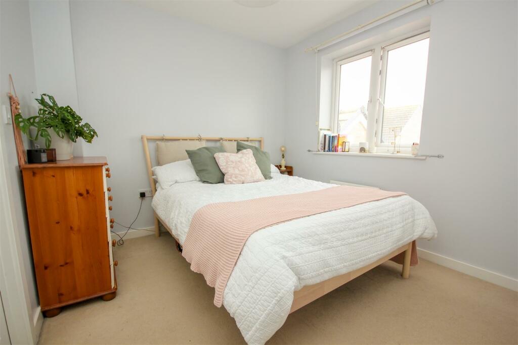 Master Bedroom.jpg
