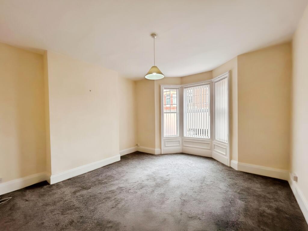 pbox-bedroom-316770.jpg