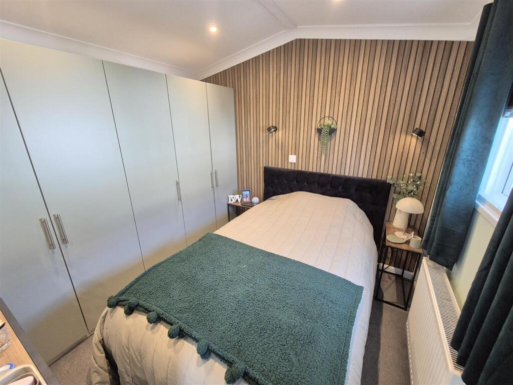 Double Bedroom