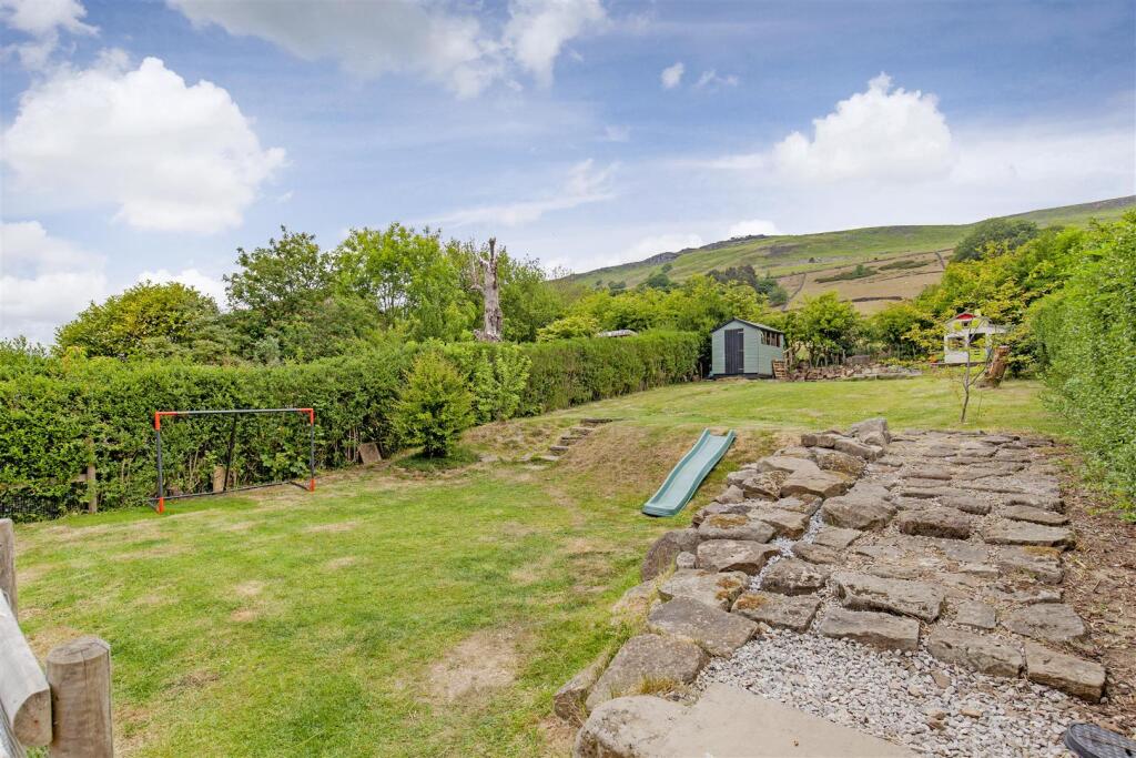 Rear External-10.jpg