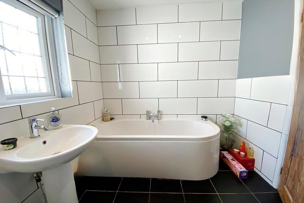 1oak batha (Copy) enhanced