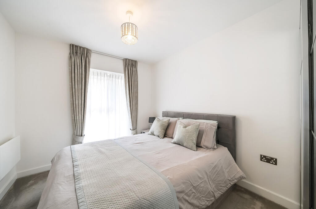 1318449-19-6866a4...