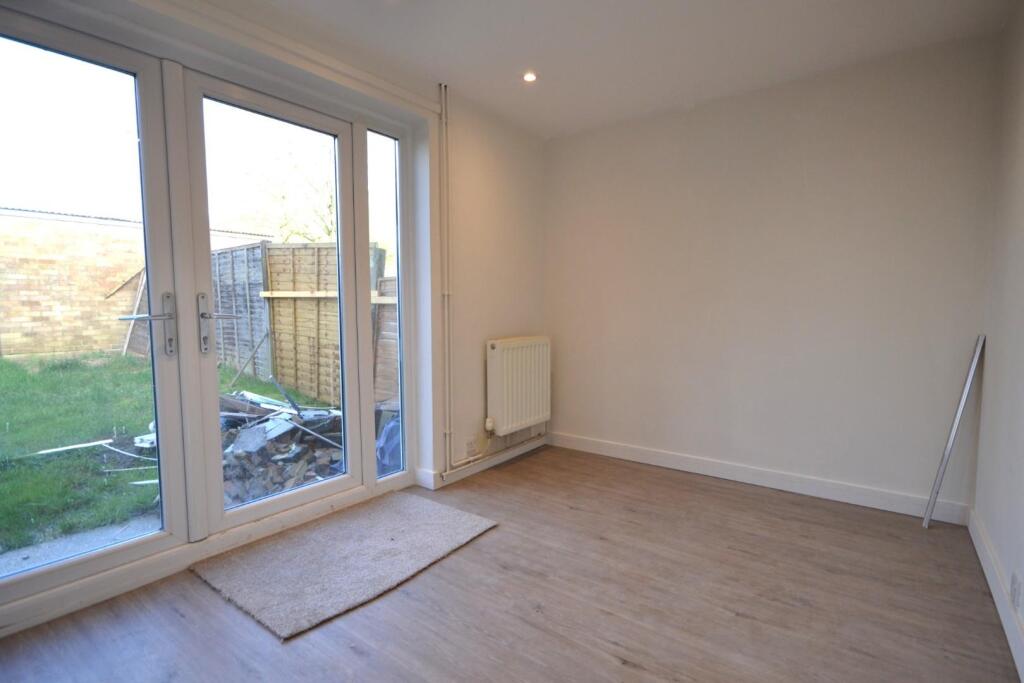 Dining Room.JPG