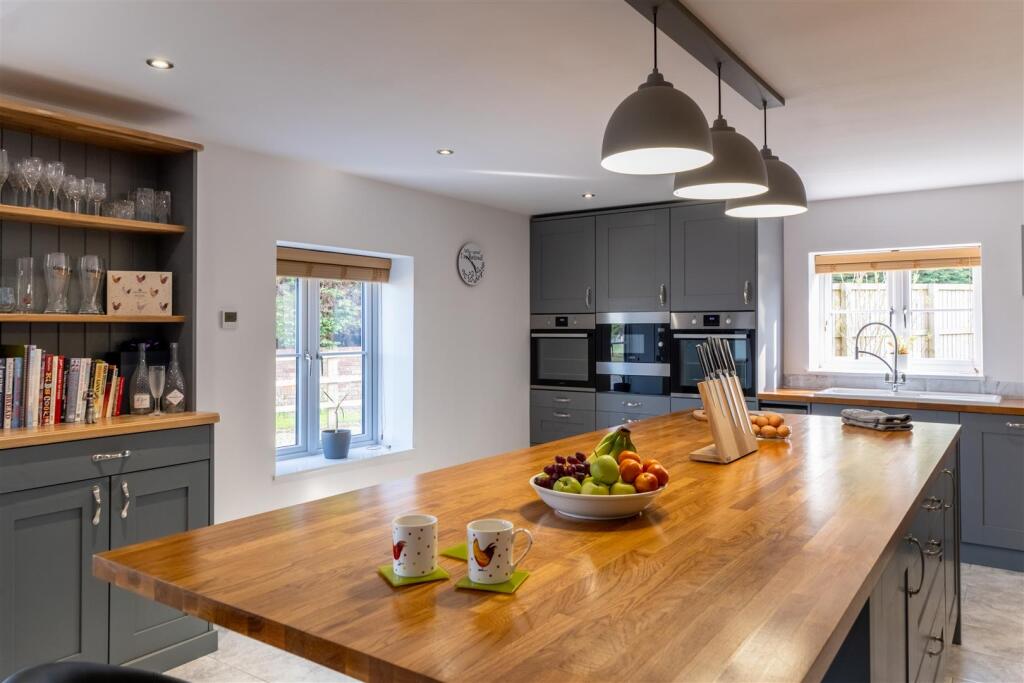 Lower Hall Farm-019.jpg