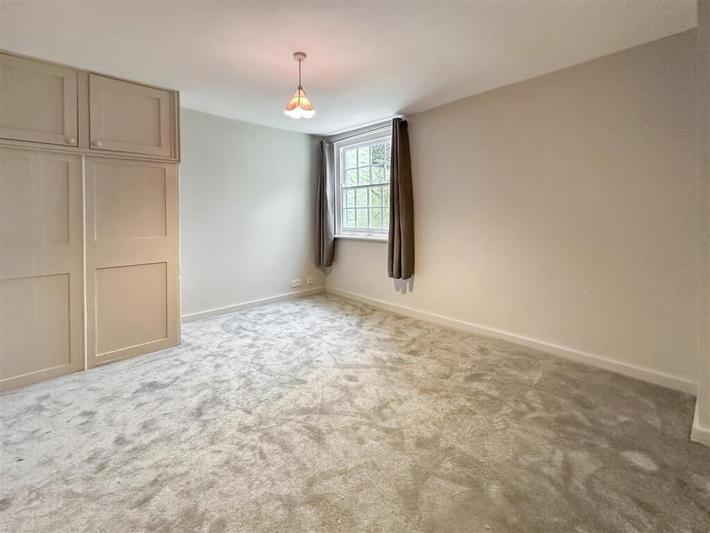 Bedroom 2.jpg