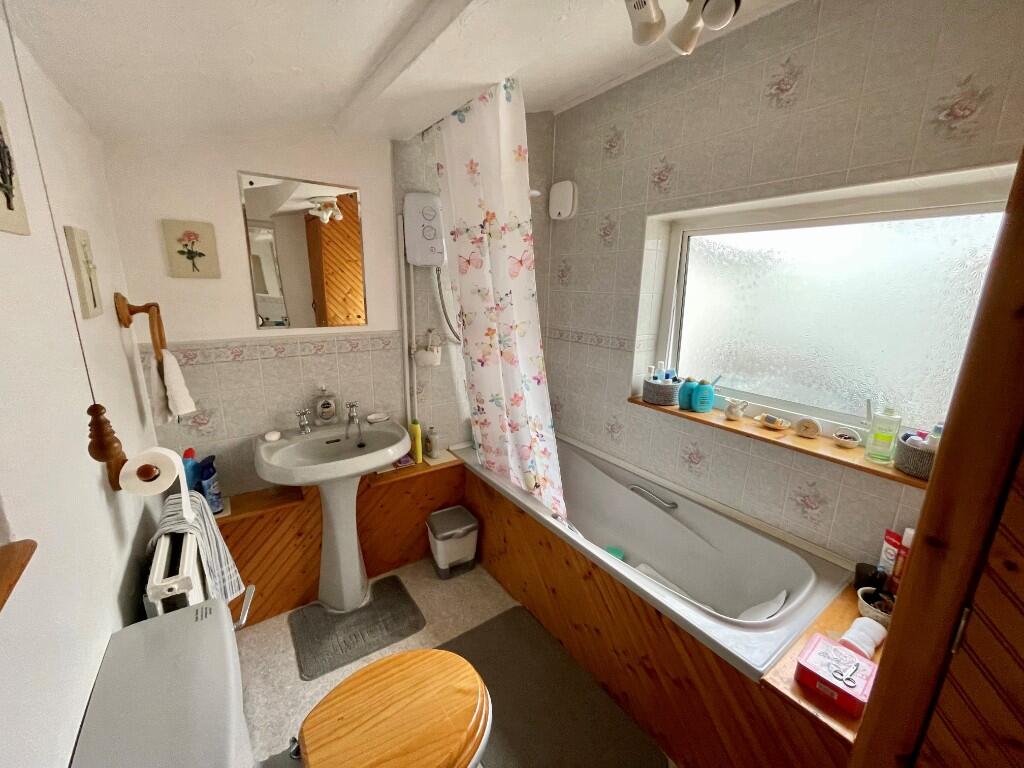G/F Bathroom