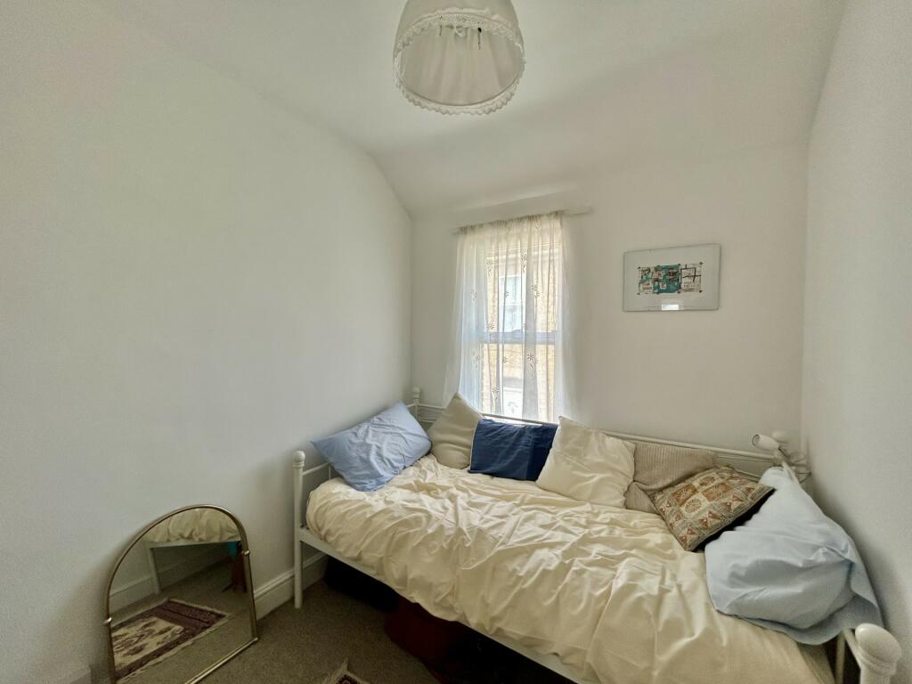 Bed 3