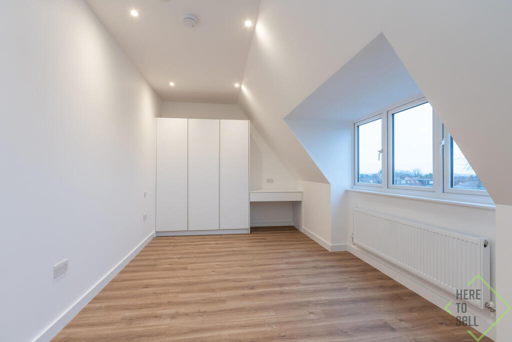 369 Green Lanes, London, N13 4JH-19