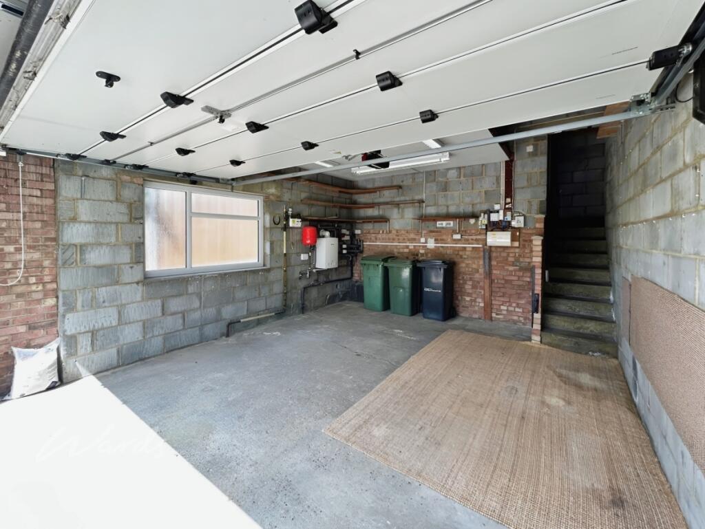 garage priestfield