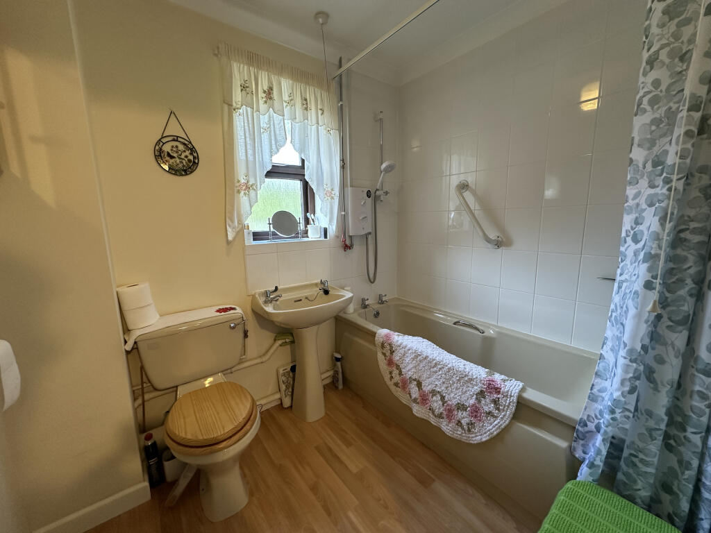 Photo 21-10-2025, 11 42 57