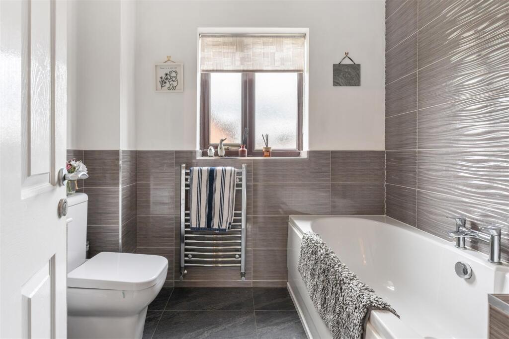 6 Woburn Close, Banbury-28.jpg