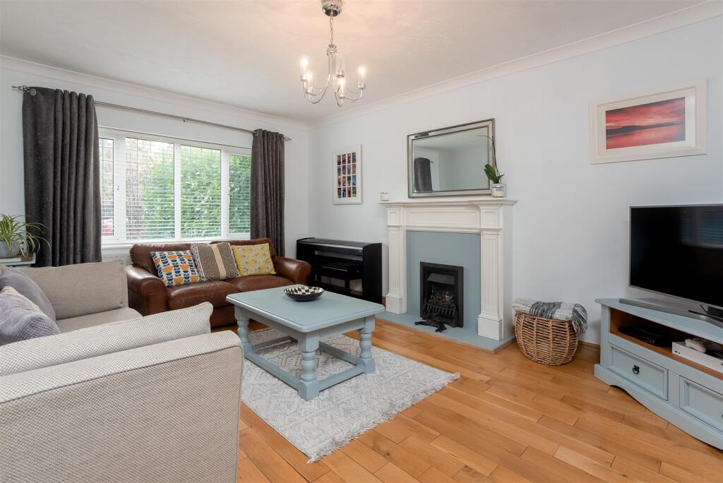 Prospero Drive, Heathcote, Warwick