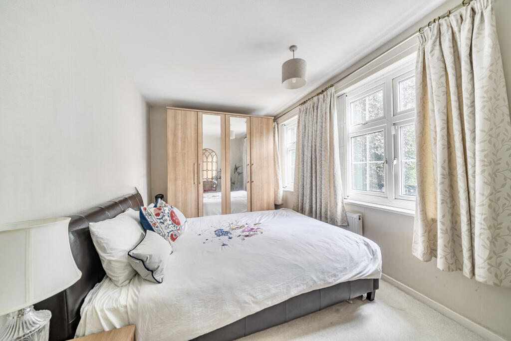 1318982-8-6866c4c...