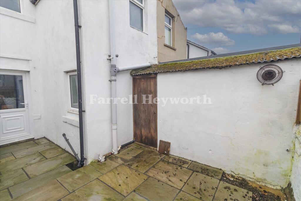 Rear yard 2