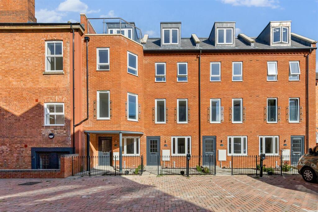 DerngatePlace-Plot3-01.jpg
