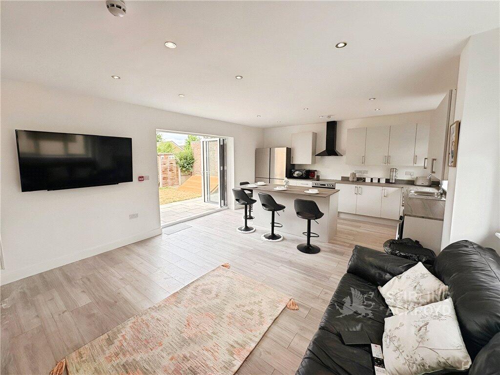 Kitchen/Living Room