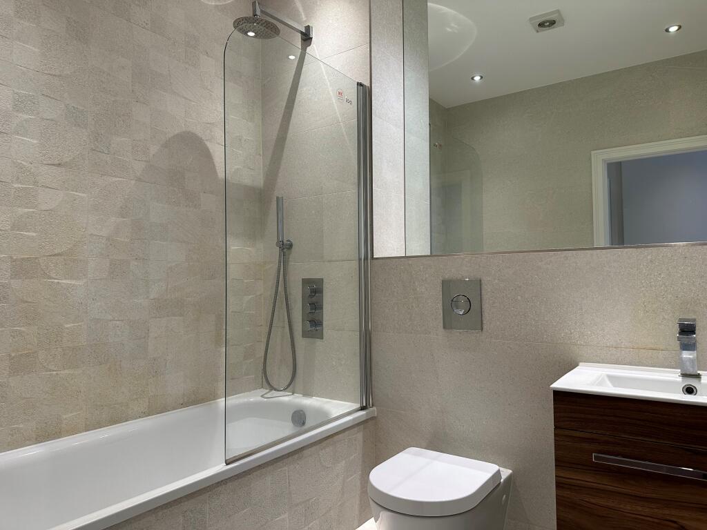 2 Clifton Bath