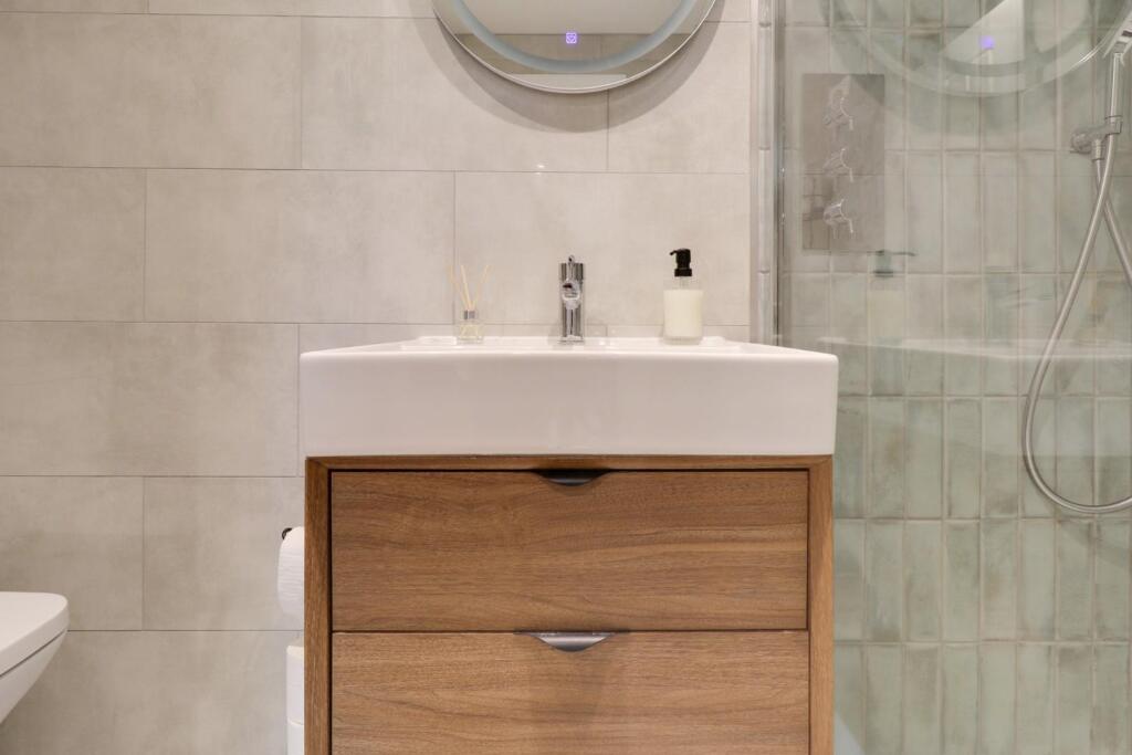 Bedroom One ES (3).jpg