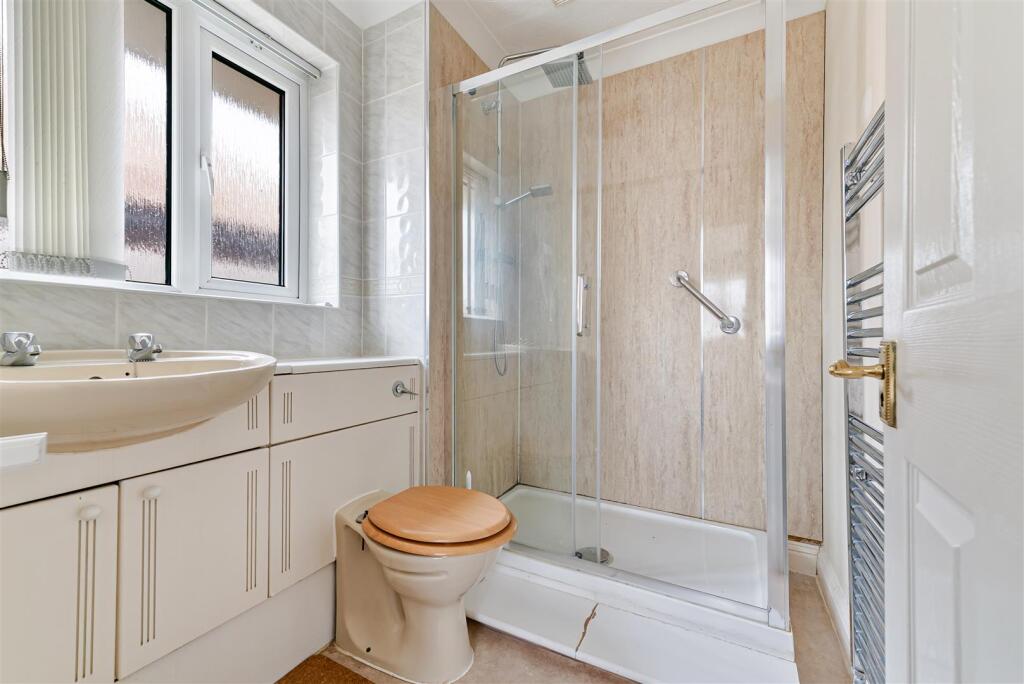 Ensuite