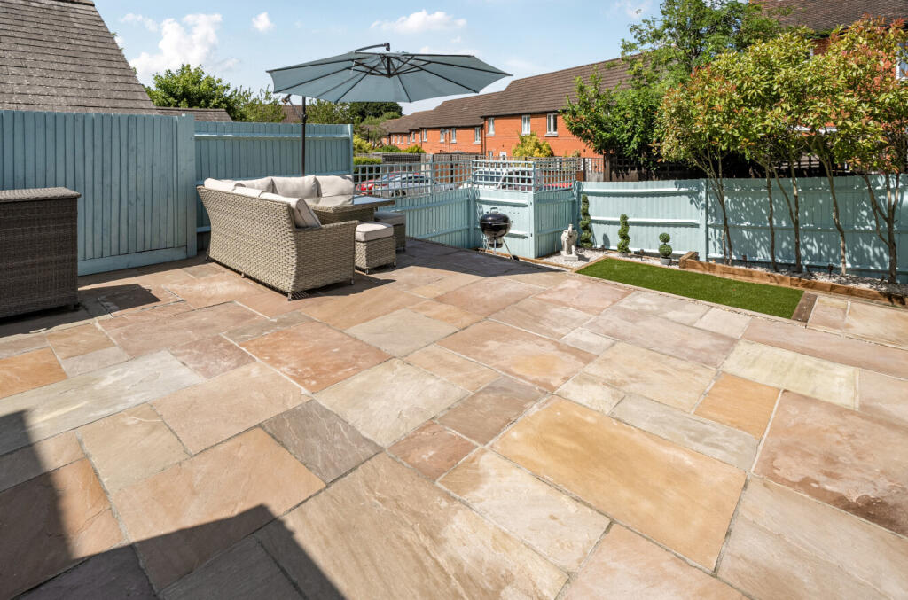 1318894-18-686b69...